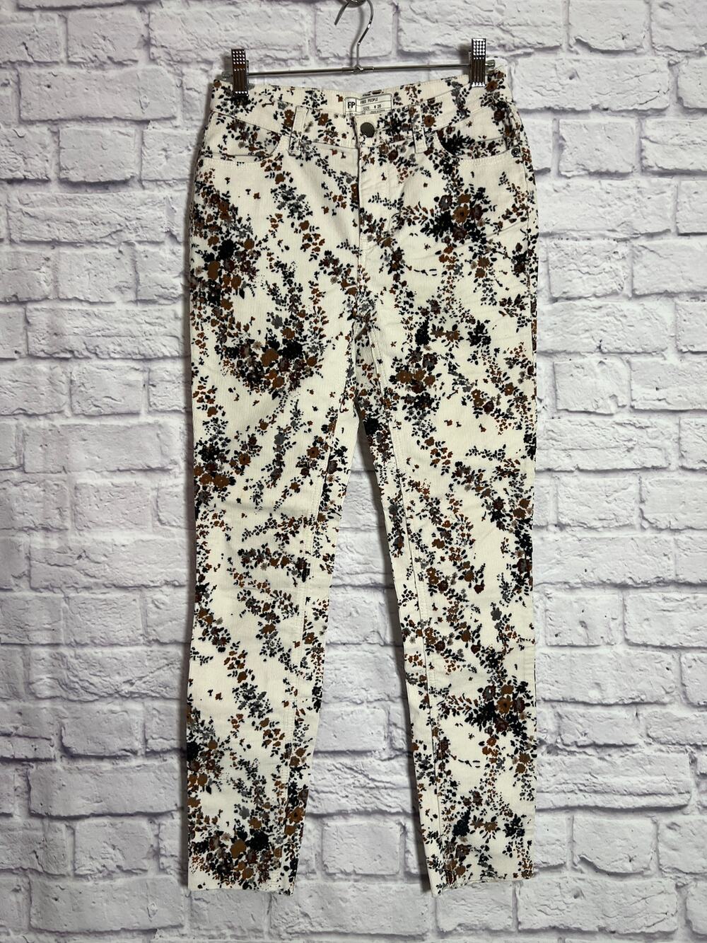 Free People Printed Corduroy Skinny Pants SIZE 26 White Floral STAIN